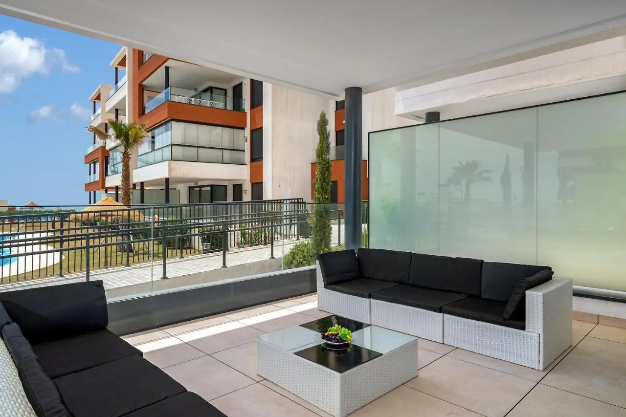Fantastic Poolfront Apartment In Middel Views By Costarentals - Ref 161 Фуэнхирола 0*,  Испания